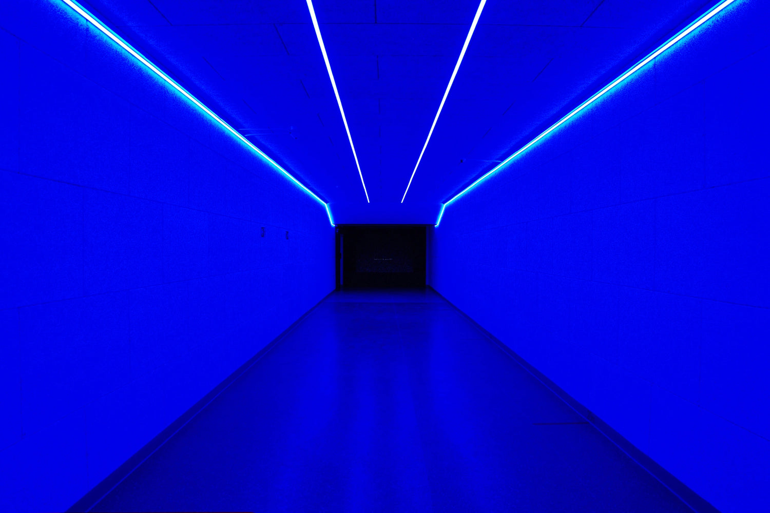 Beleuchtung Blau - My-Guns Schießkino