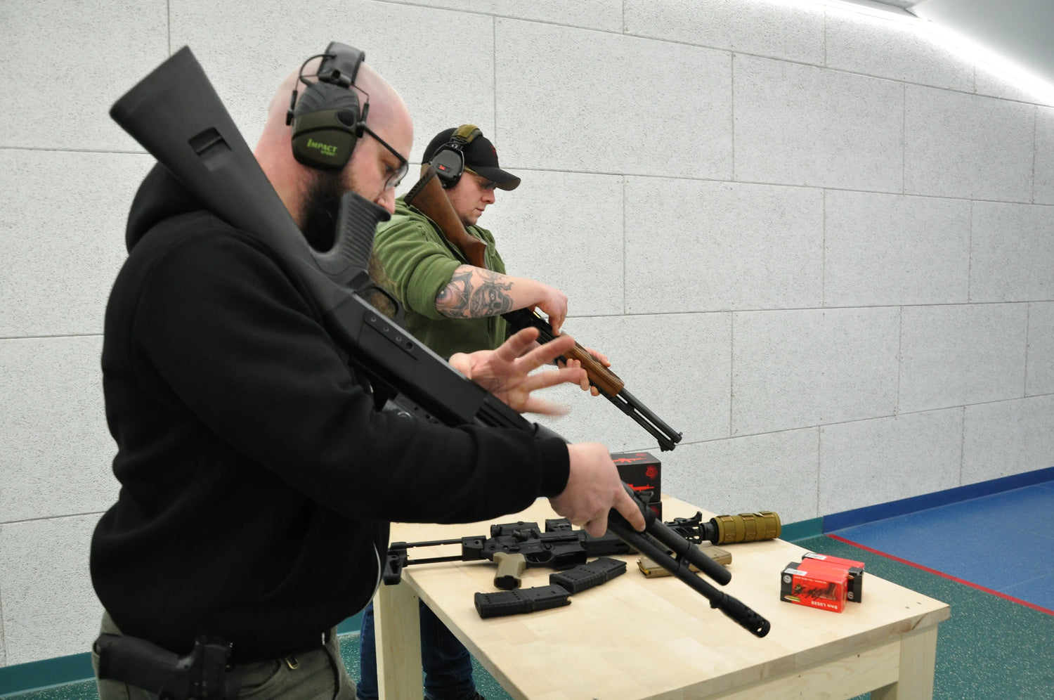Basic-Langwaffen-Seminar für grundlegende Kenntnisse im sicheren Umgang mit Büchse und Flinte.