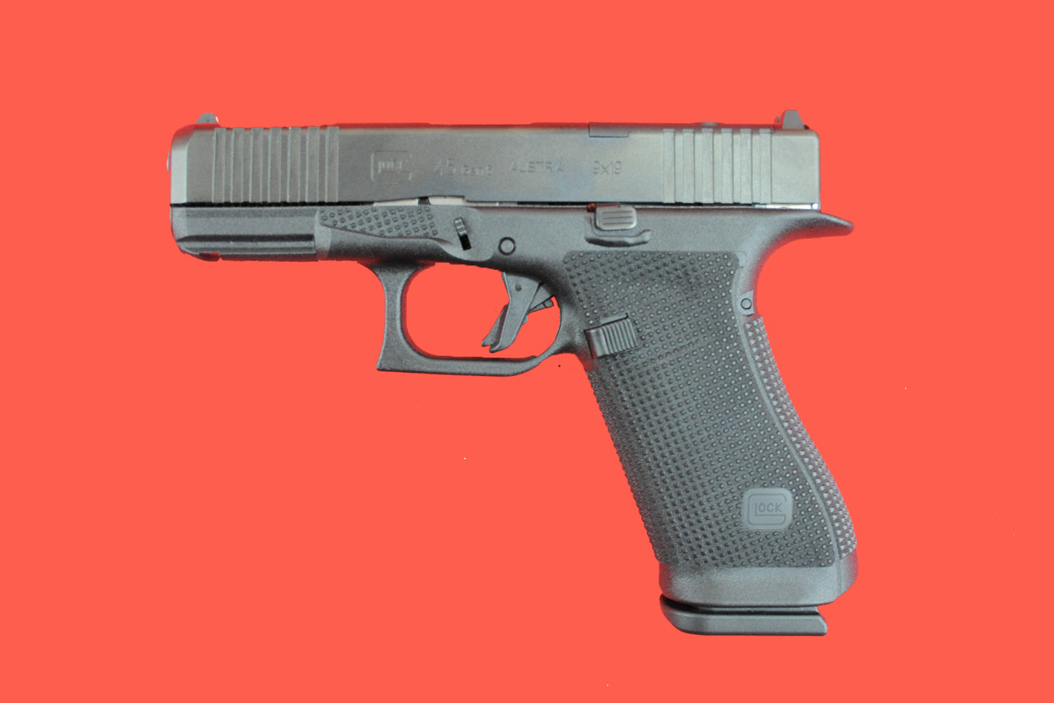 Halbautomatische Pistole Glock 45 Gen6 9mm Luger - Ansicht Links