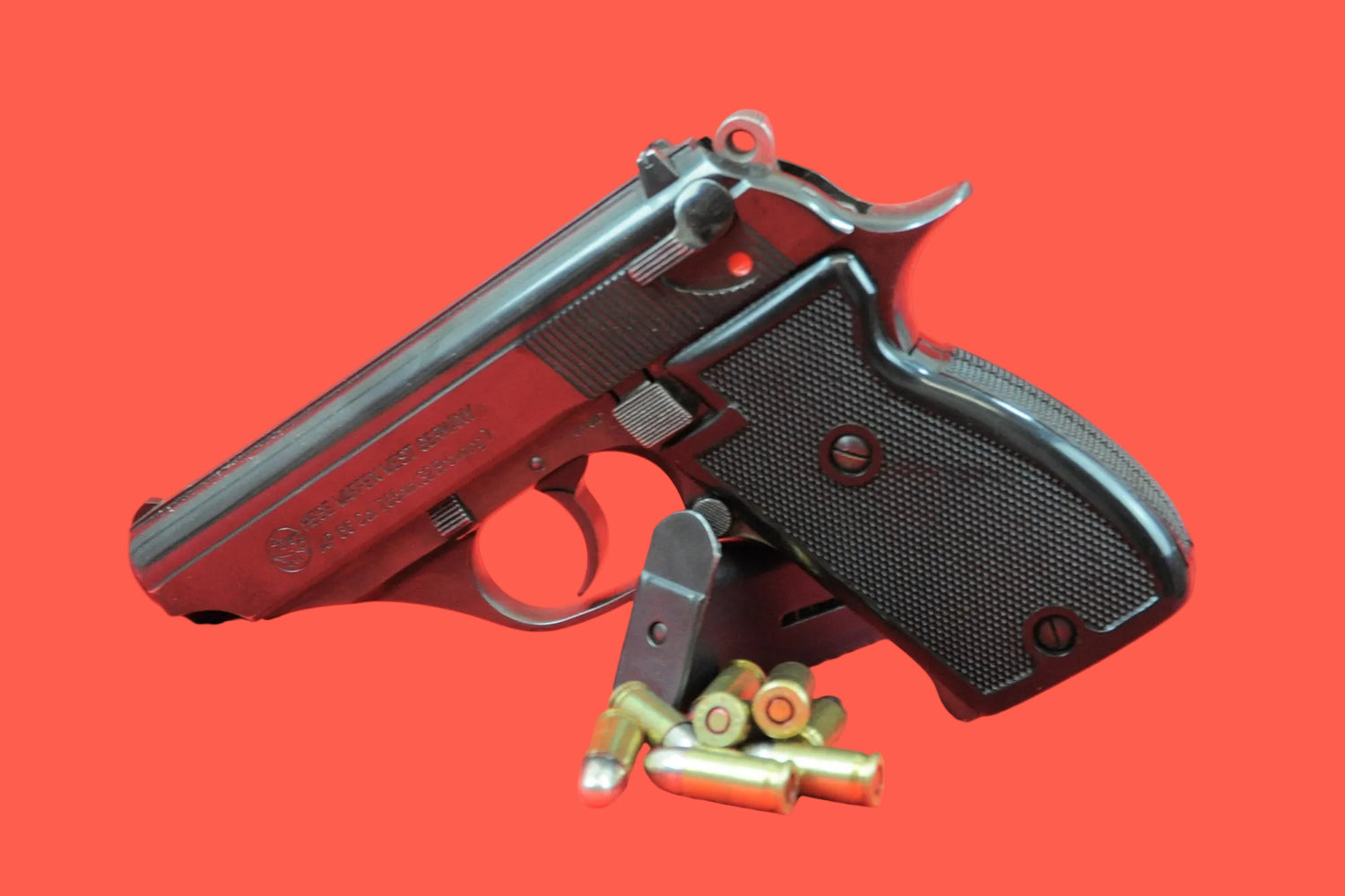 Halbautomatische Pistole Hege AP 66 7,65mm gebraucht - Seitenansicht/Draufsicht