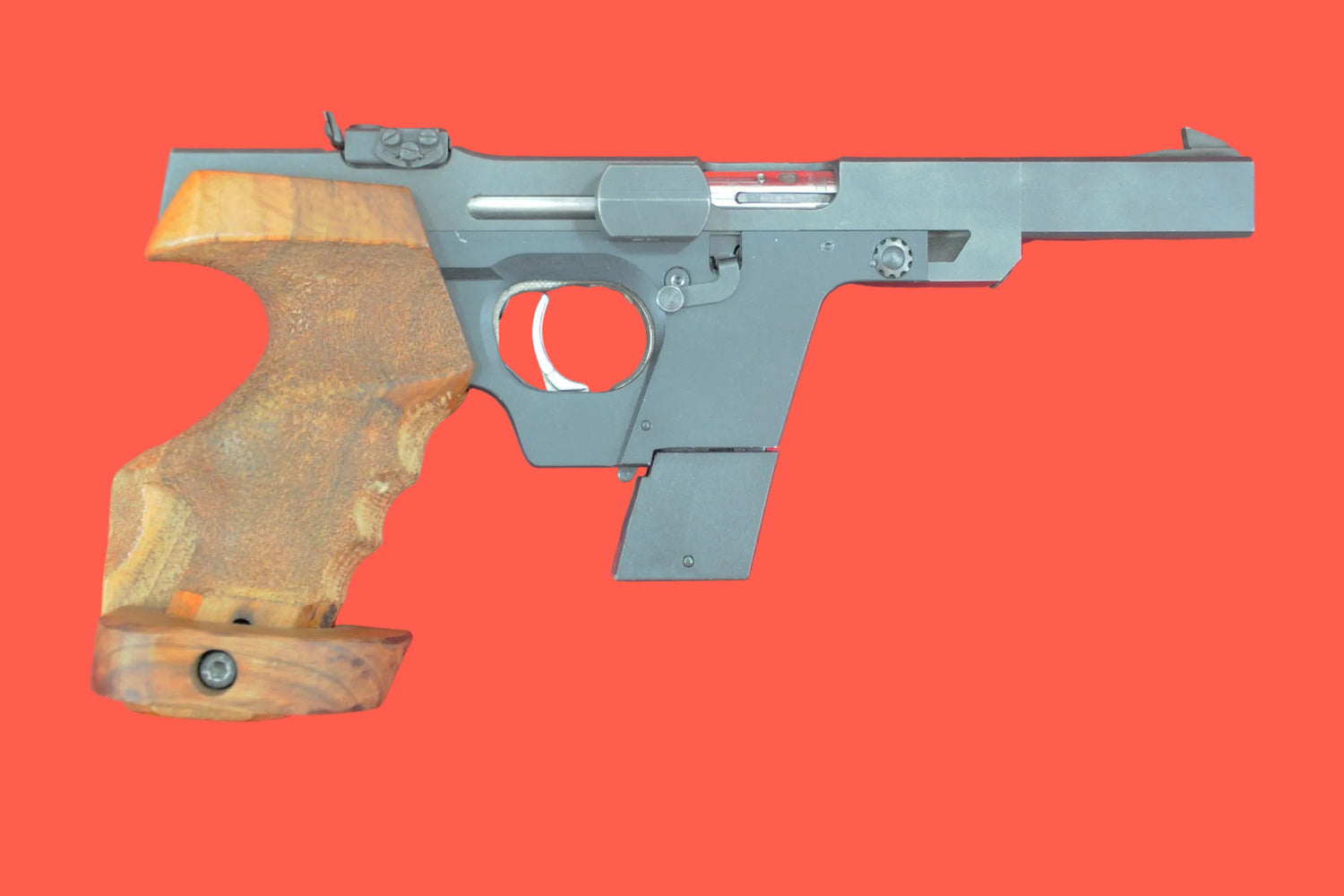 Halbautomatische Pistole Walther GSP .22 LR gebraucht - Seitenansicht rechts