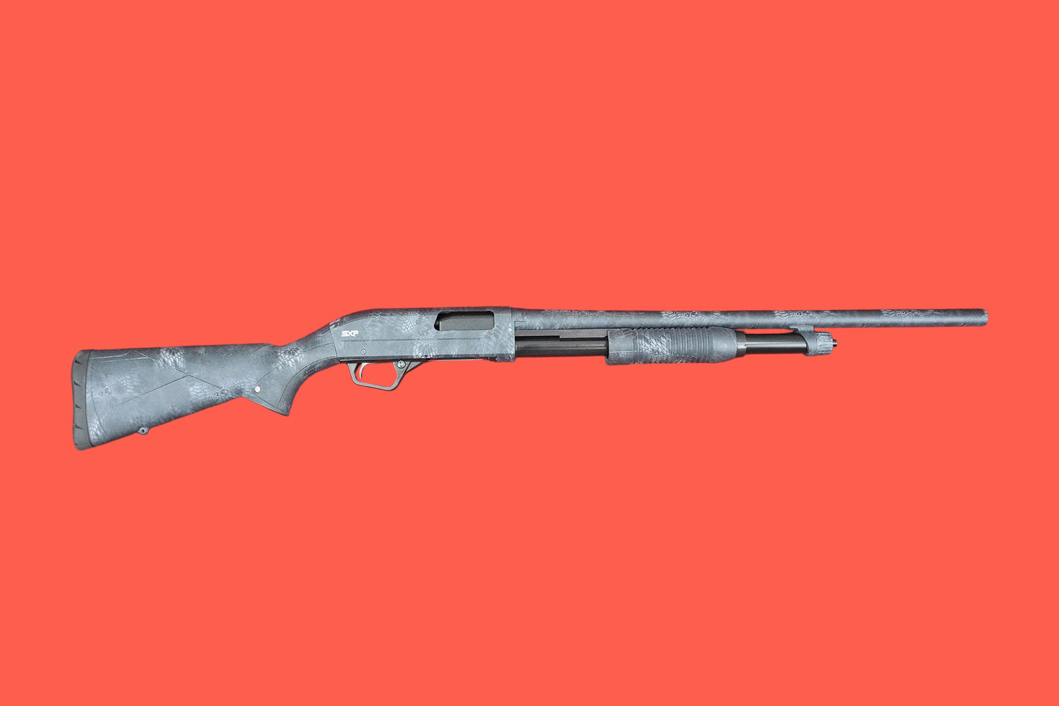 Vorderschaftrepetierflinte Winchester SXP Typhon Defender Rifled 12/76 - Seitenansicht rechts