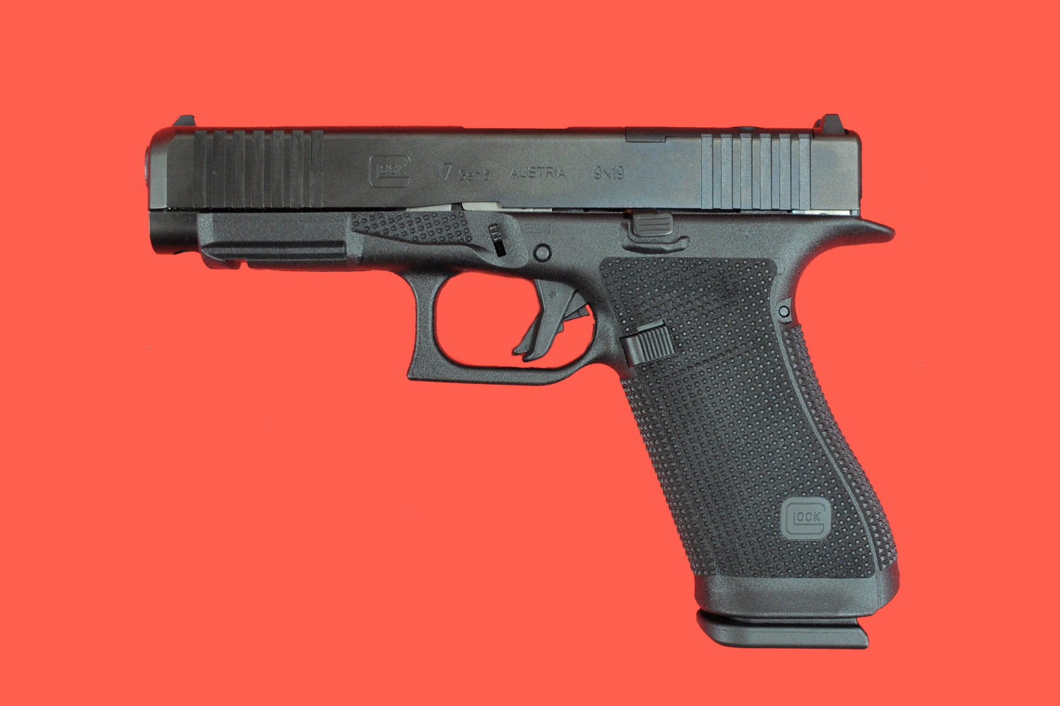 Halbautomatische Pistole Glock 17 Gen6 9mm Luger - Ansicht Links
