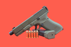 Halbautomatische Pistole Glock 45 M.O.S. Hunter Edition Natogrün 9mm Luger - Seitenansicht/Draufsicht