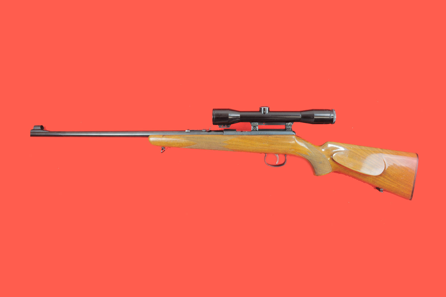 Repetierbüchse Anschütz Kaliber 22lr Ansicht - links