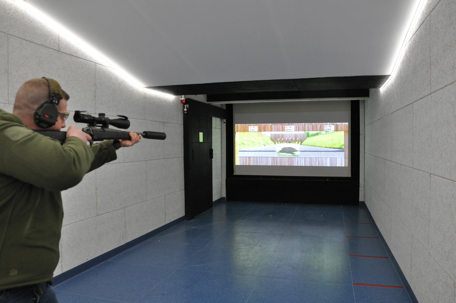Schiesskino schiessen auf laufenden Keiler