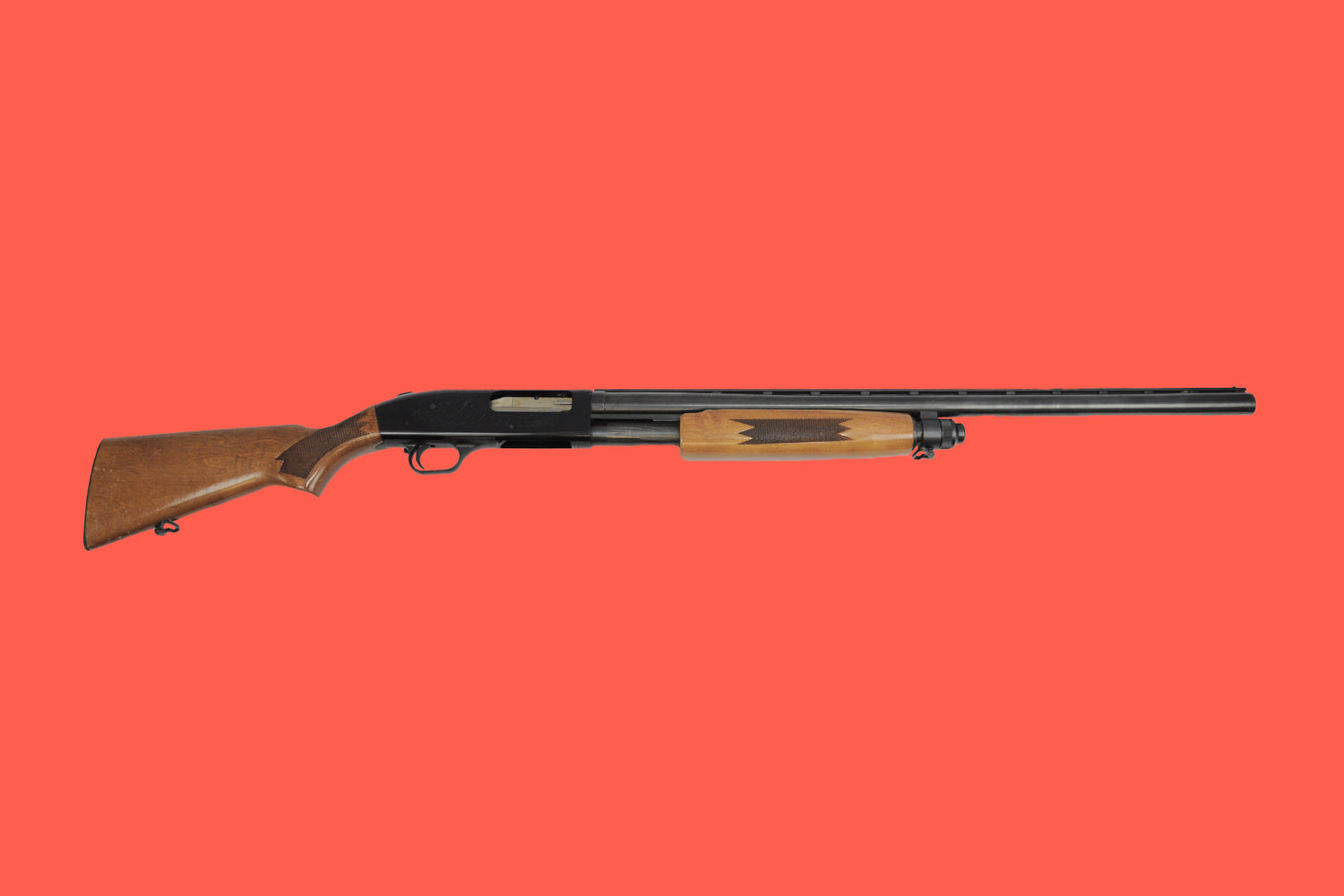 Vorderschaftrepetierflinte Mossberg 12/89 Ansicht - Rechts
