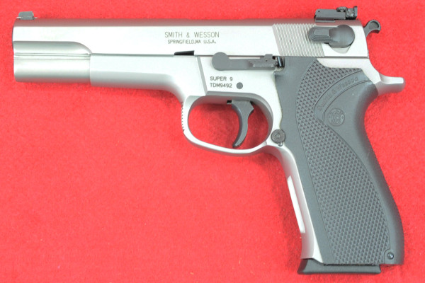 Smith &amp; Wesson Super 9, 9mm Luger