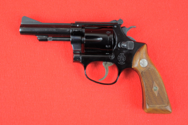 Smith &amp; Wesson Mod. 43 .22 lr