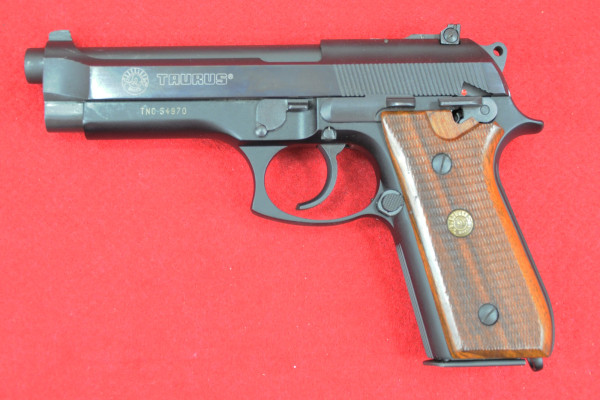 Taurus PT 99 AF 9mm Luger