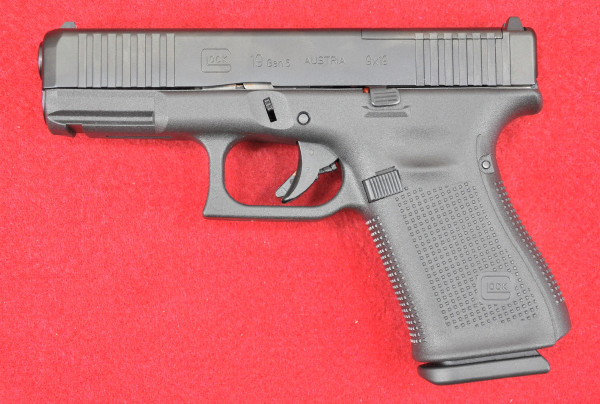 Glock 19 Gen5 M.O.S. 9mm Luger