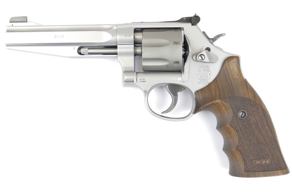 Smith &amp; Wesson Modell 986 9mm Luger Revolver